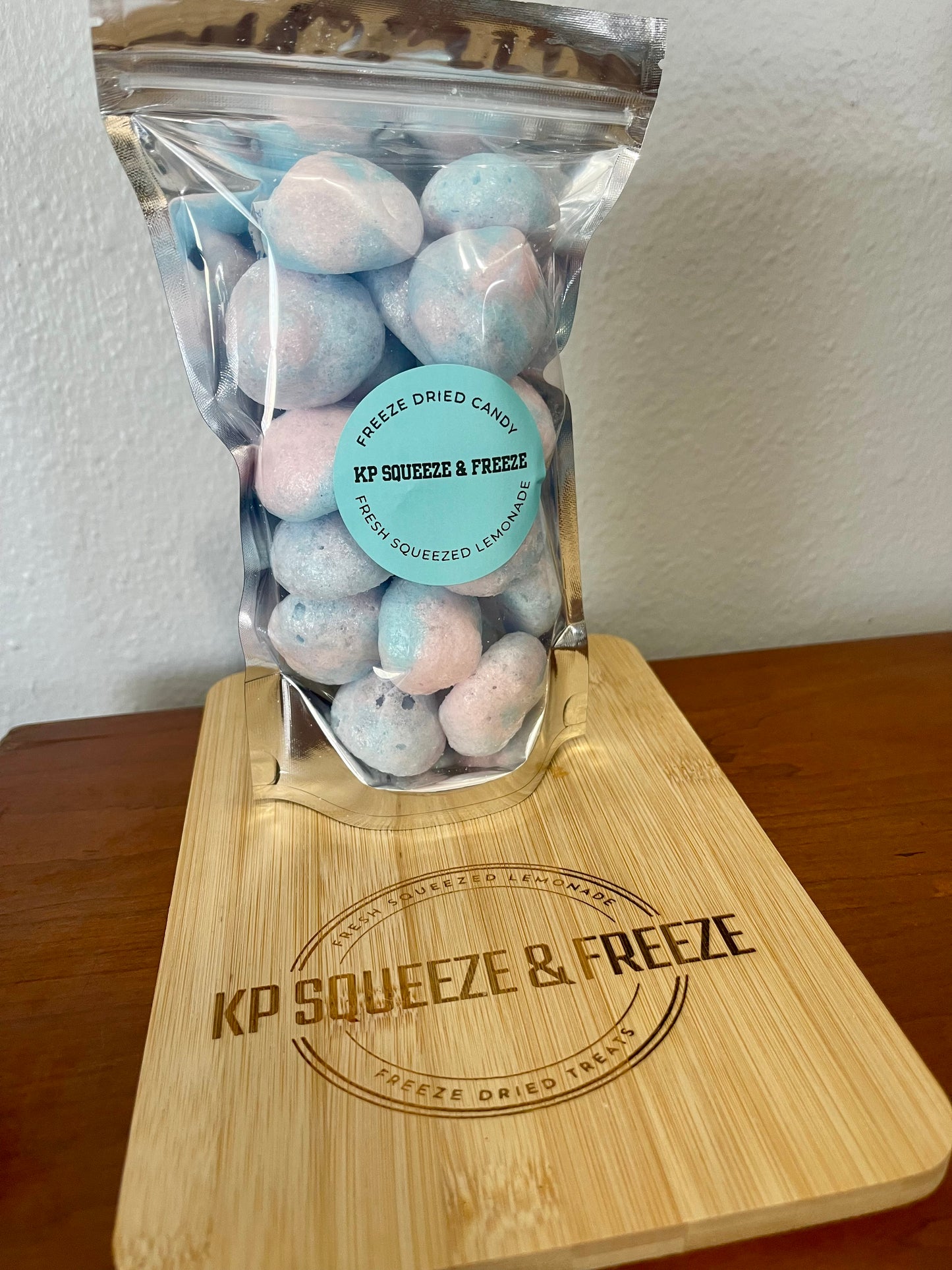 Freeze-Dried Cotton Candy Saltwater Taffy (Cotton Candy Melts)