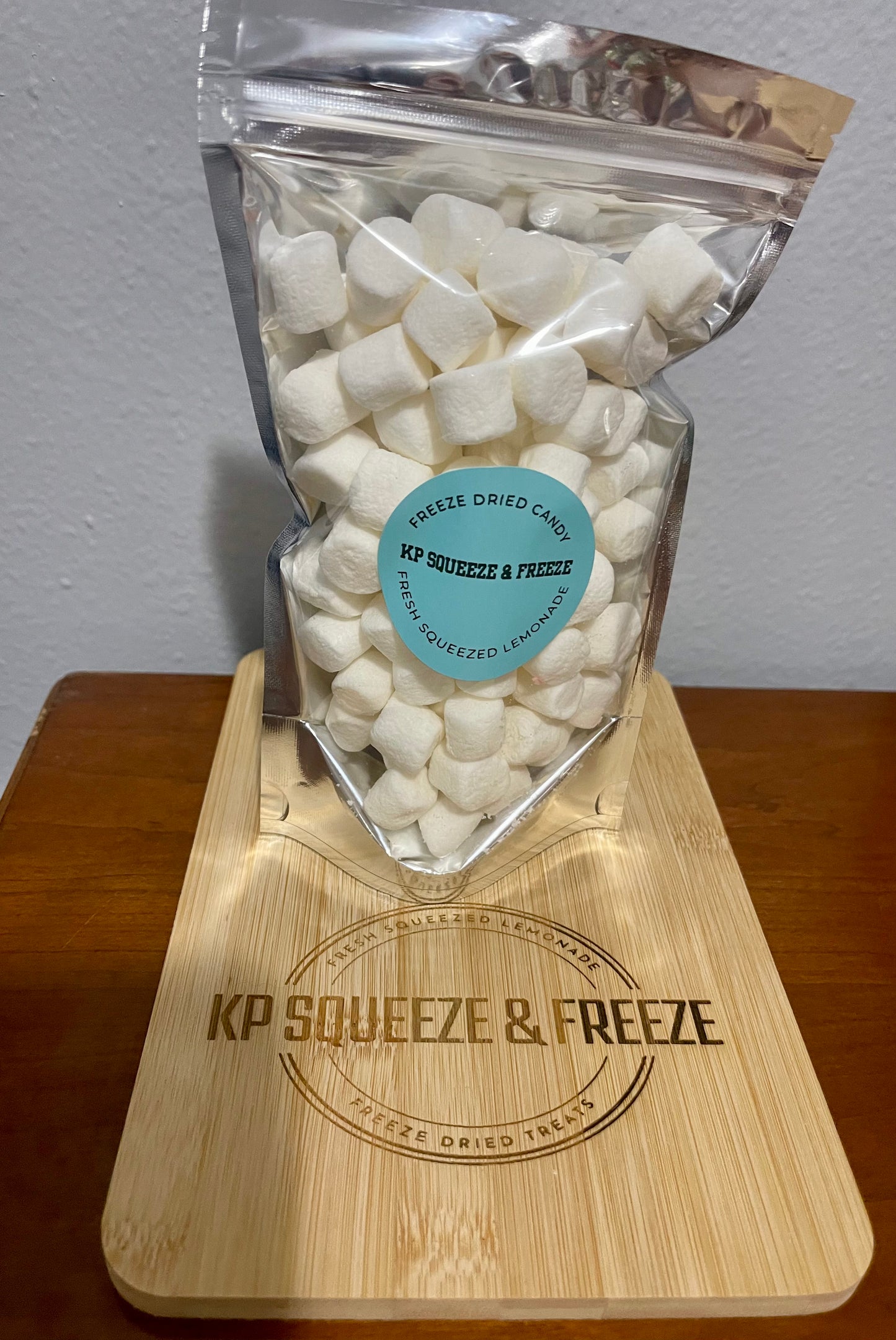 Freeze-Dried Mini Marshmallows (Snowballs)