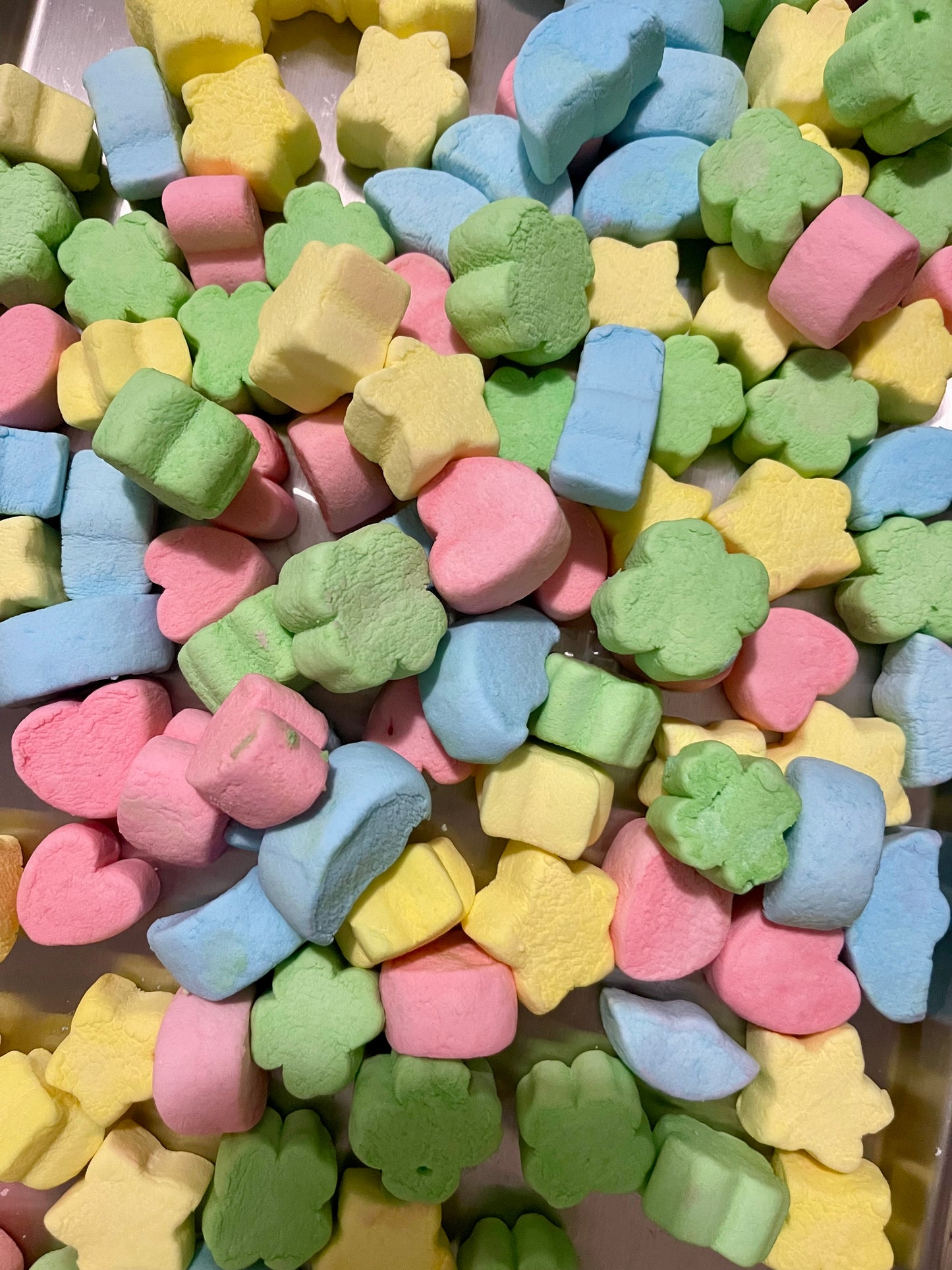 Freeze-Dried Lucky Charms Marshmallows (Leprechaun Treats)