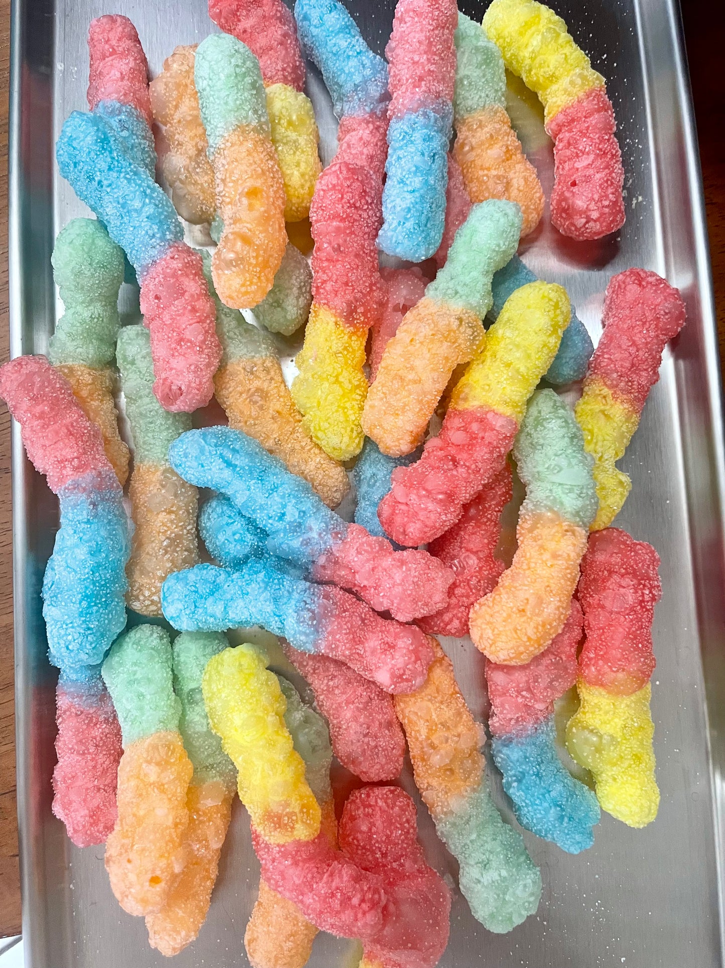 Freeze-Dried Sour Gummy Worms (Sour Puff Daddies)