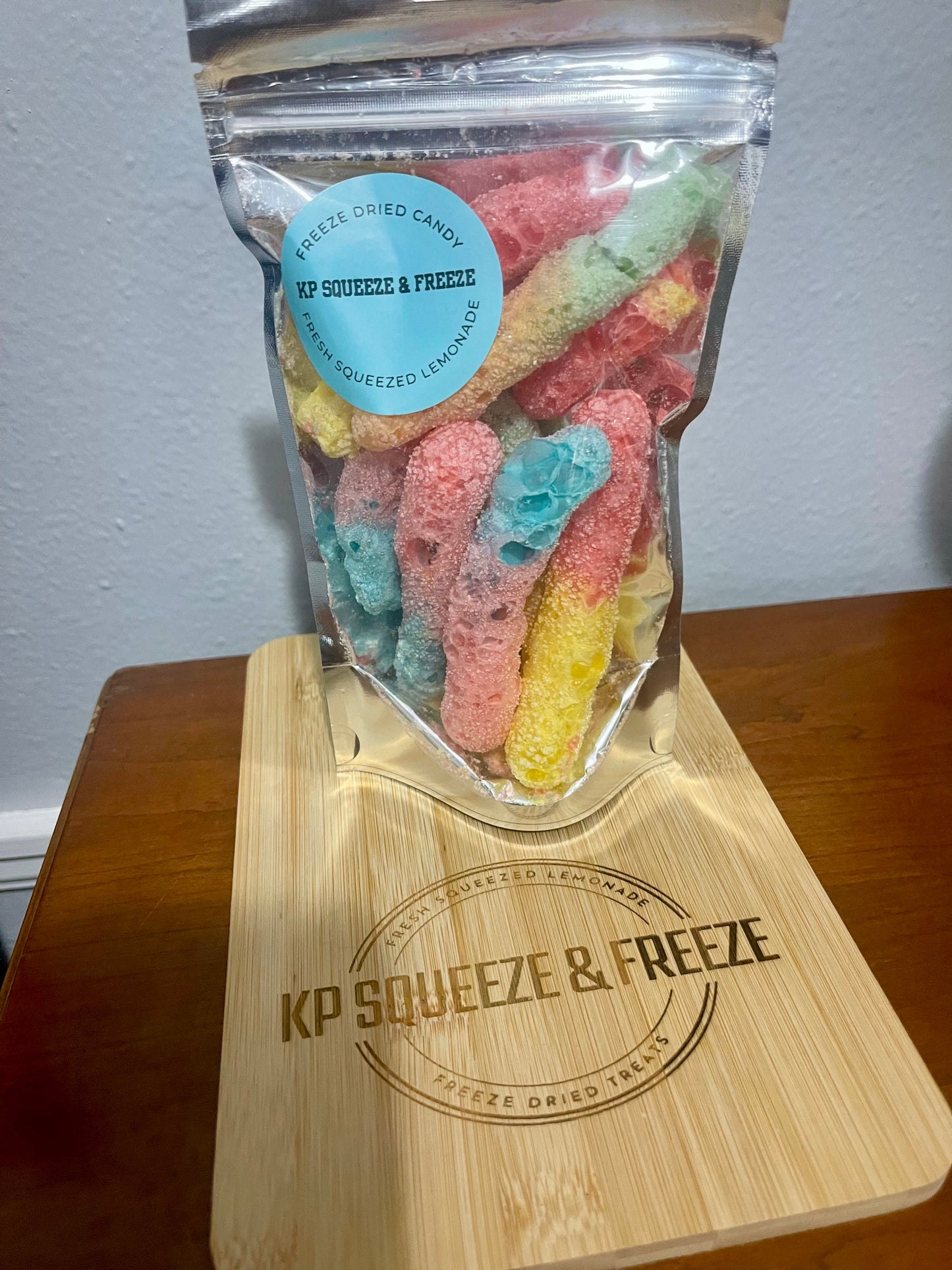 Freeze-Dried Sour Gummy Worms (Sour Puff Daddies)